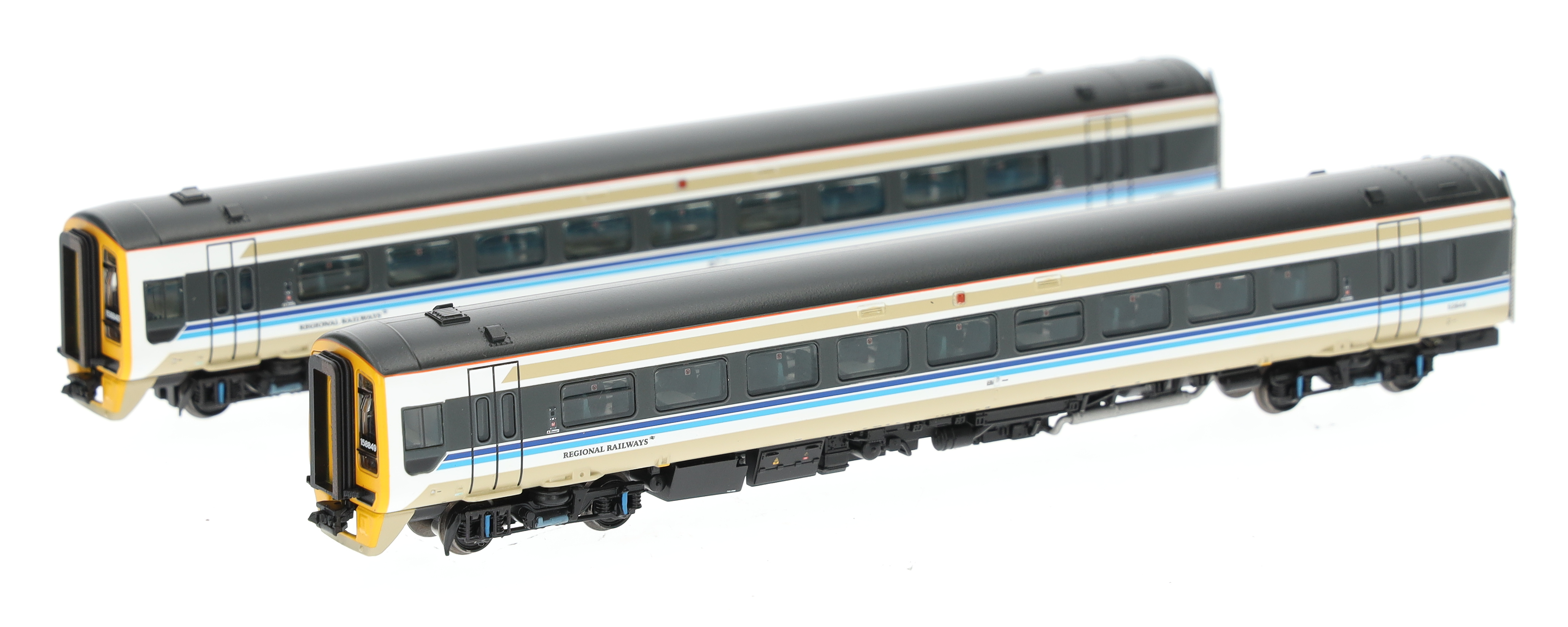 371-850 Graham Farish N Gauge Class 158 2-Car DMU 158849 BR